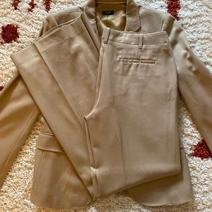 J Crew Women’s Beige Pant Suit Set